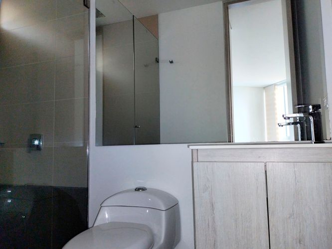 Apartamento de 3 alcobas en arriendo en El Poblado, Medellín, 138 m² · foto 19 de 19