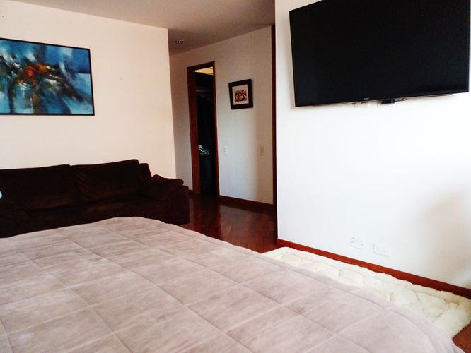 Apartamento de 2 alcobas en venta en El Poblado, Medellín, 149 m² · foto 9 de 18