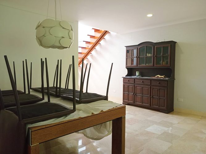 Casa de 4 alcobas en venta en El Poblado, Medellín, 244 m² · foto 6 de 18