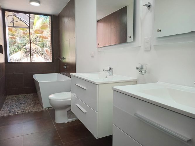 Casa de 4 alcobas en venta en El Poblado, Medellín, 244 m² · foto 17 de 18