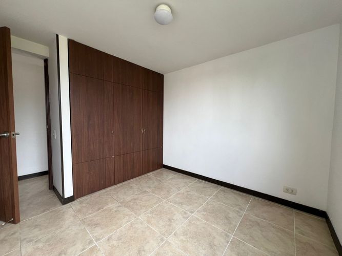 Apartamento de 3 alcobas en arriendo en Cumbres, Envigado, 90 m² · foto 14 de 19