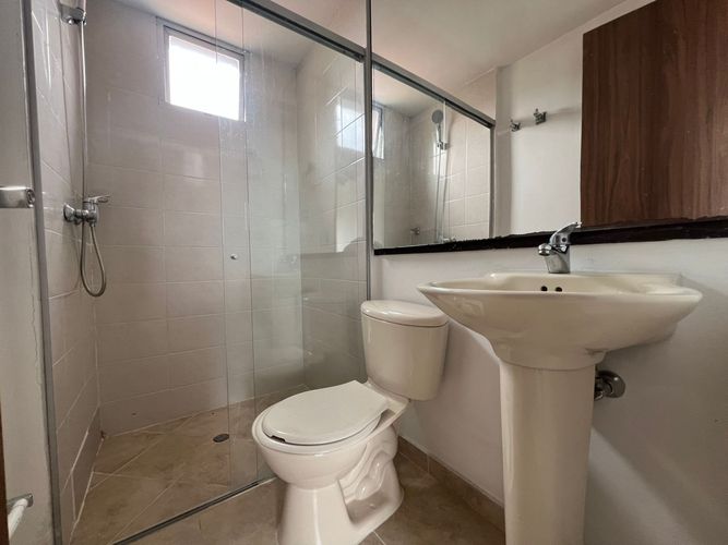 Apartamento de 3 alcobas en arriendo en Cumbres, Envigado, 90 m² · foto 16 de 19