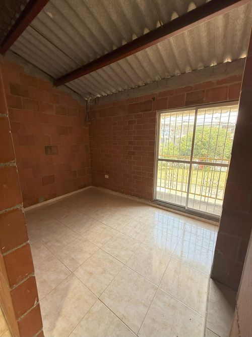 Casa de 2 alcobas en venta en Paso De La Bolsa, Jamundí, 70 m² · foto 5 de 16