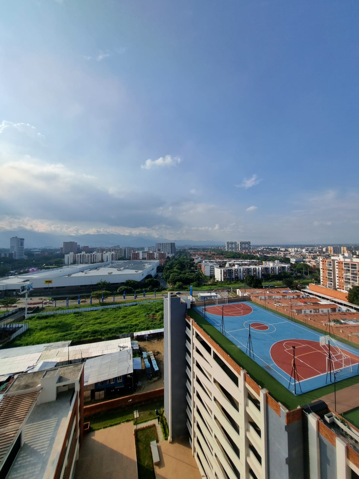 Apartamento en venta en Valle Del Lili, Cali · foto 3 de 18