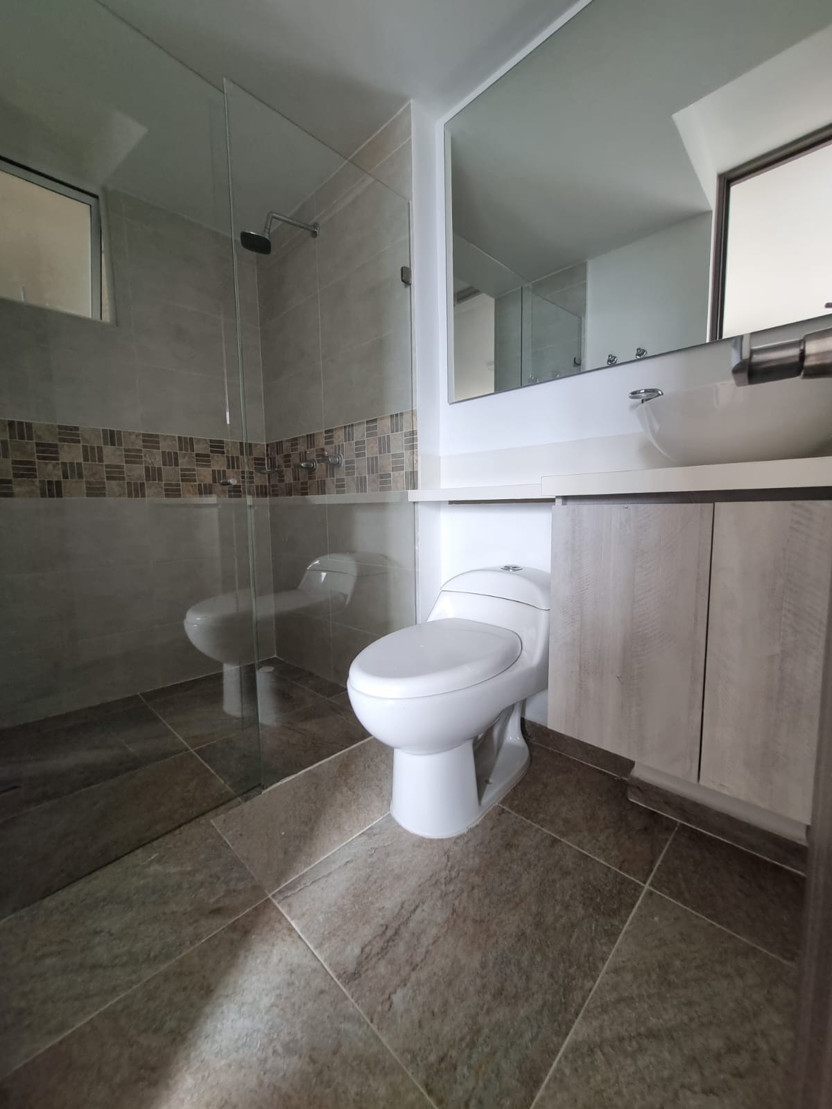 Apartamento en venta en Valle Del Lili, Cali · foto 16 de 18