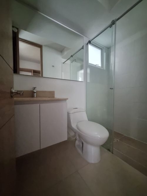Apartamento de 3 alcobas en venta en Valle Del Lili, Cali, 68 m² · foto 12 de 13