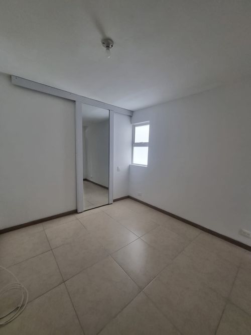 Apartamento de 3 alcobas en venta en Valle Del Lili, Cali, 68 m² · foto 9 de 13