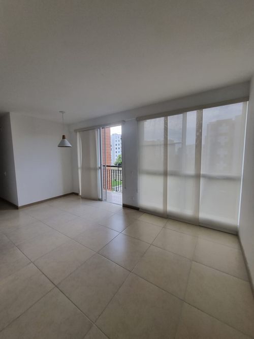 Apartamento de 3 alcobas en venta en Valle Del Lili, Cali, 68 m² · foto 6 de 13