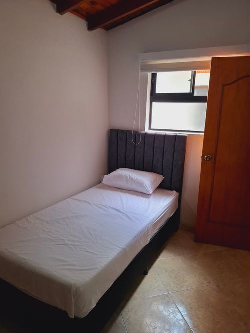 Habitación en arriendo en la comuna de La América, Medellín