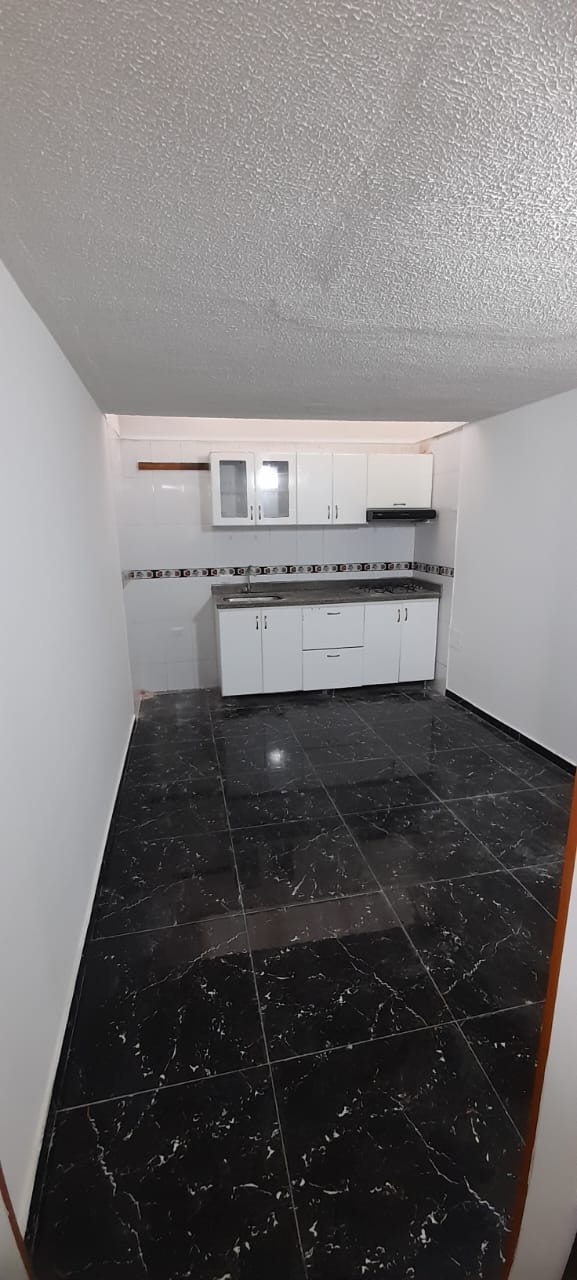 Casa en venta en Engativá, Bogotá · foto 5 de 14