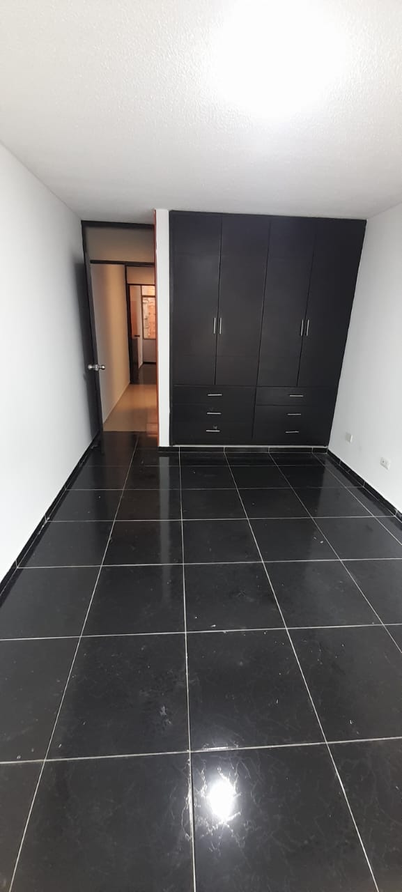 Casa en venta en Engativá, Bogotá · foto 7 de 14