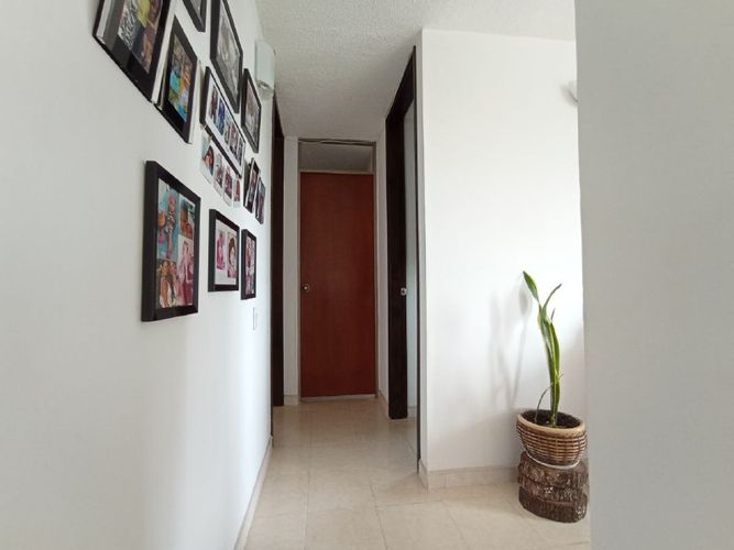Apartamento de 2 alcobas en venta en San Pedro, Cali, 55 m² · foto 5 de 10