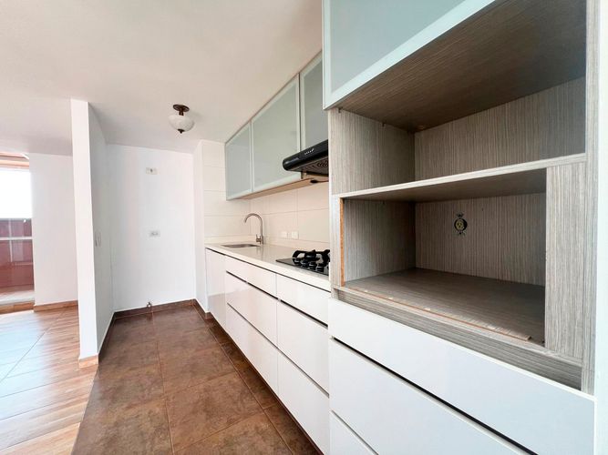 Apartamento de 3 alcobas en arriendo en Cumbres, Envigado, 73 m² · foto 6 de 15