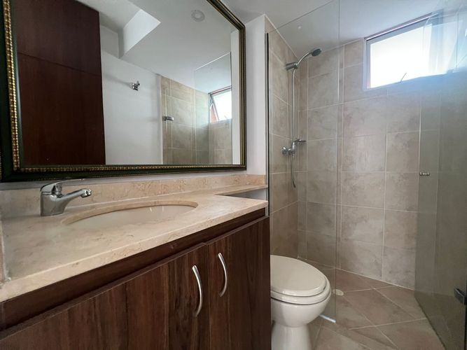 Apartamento de 3 alcobas en arriendo en Cumbres, Envigado, 73 m² · foto 14 de 15