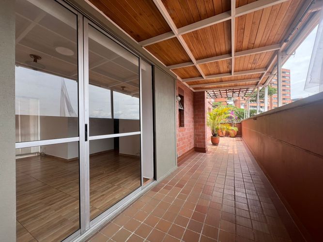 Apartamento de 3 alcobas en arriendo en Cumbres, Envigado, 73 m² · foto 15 de 15