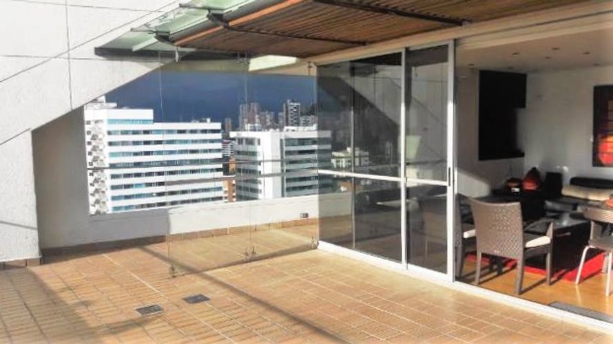 Apartamento de 2 alcobas en arriendo en El Poblado, Medellín, 93 m² · foto 14 de 14