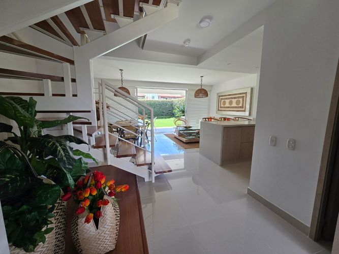 Casa de 4 alcobas en venta en Las Mercedes, Jamundí, 203 m² · foto 11 de 24