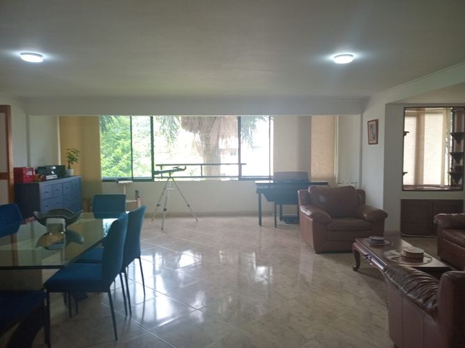 Apartamento de 3 alcobas en venta en El Poblado, Medellín, 193 m² · foto 3 de 20
