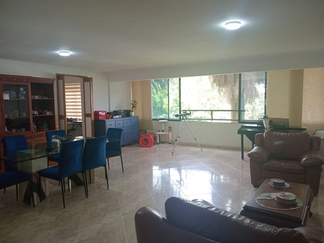Apartamento de 3 alcobas en venta en El Poblado, Medellín, 193 m² · foto 5 de 20