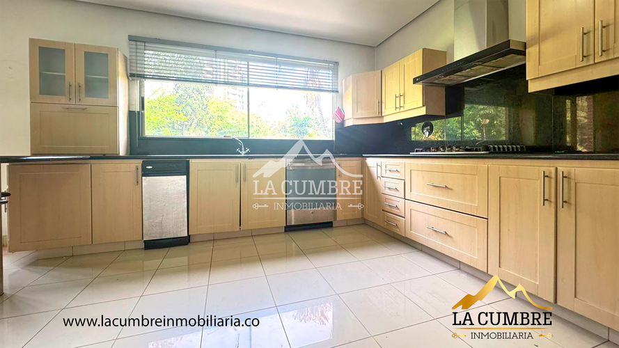 Casa de 4 alcobas en arriendo en El Campestre, Medellín, 420 m² · foto 6 de 20