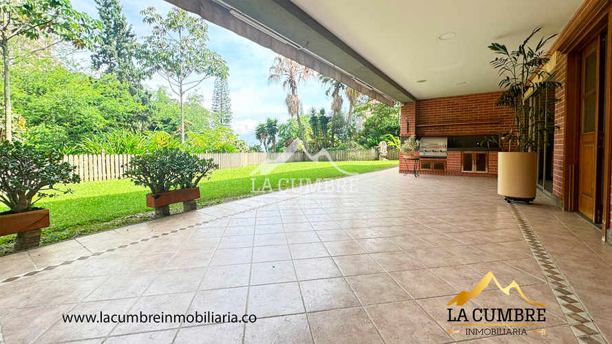 Casa de 4 alcobas en arriendo en El Campestre, Medellín, 420 m² · foto 19 de 20