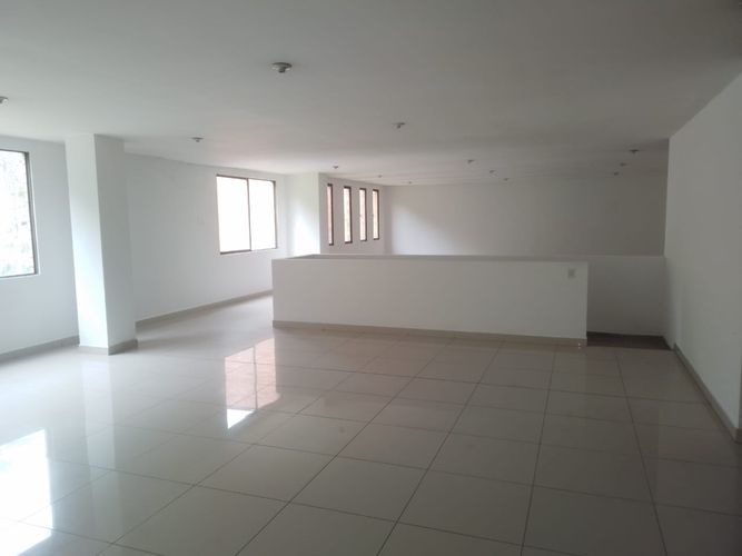 Bodega en venta en Parque De Caldas, La Estrella, 1160 m² · foto 2 de 19