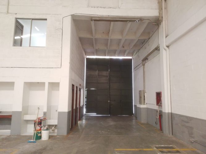 Bodega en venta en Parque De Caldas, La Estrella, 1160 m² · foto 7 de 19
