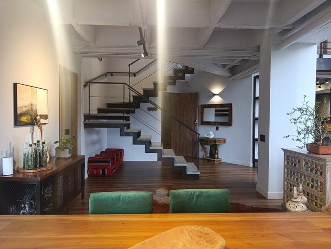 Apartamento de 3 alcobas en arriendo en El Poblado, Medellín, 223 m² · foto 3 de 19