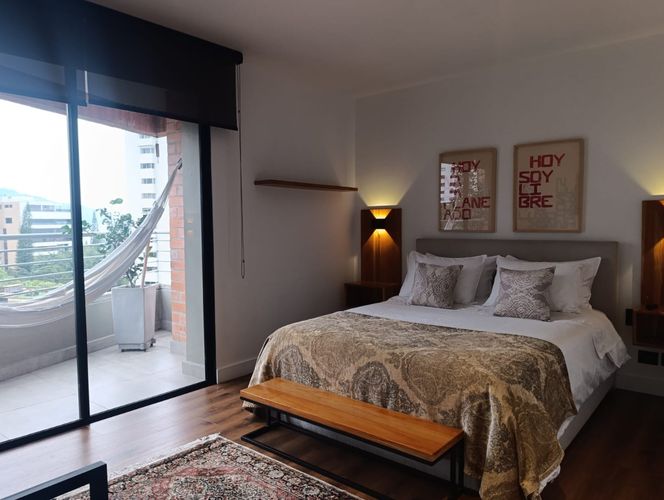 Apartamento de 3 alcobas en venta en El Poblado, Medellín, 223 m² · foto 16 de 19