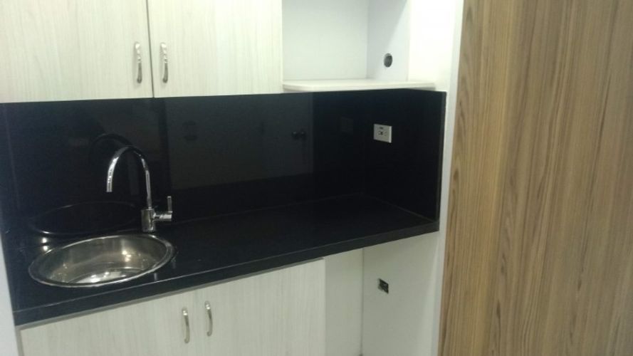 Oficina en arriendo en Villa Carlota, Medellín, 83 m² · foto 3 de 17