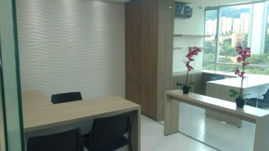 Oficina en arriendo en Villa Carlota, Medellín, 83 m² · foto 5 de 17