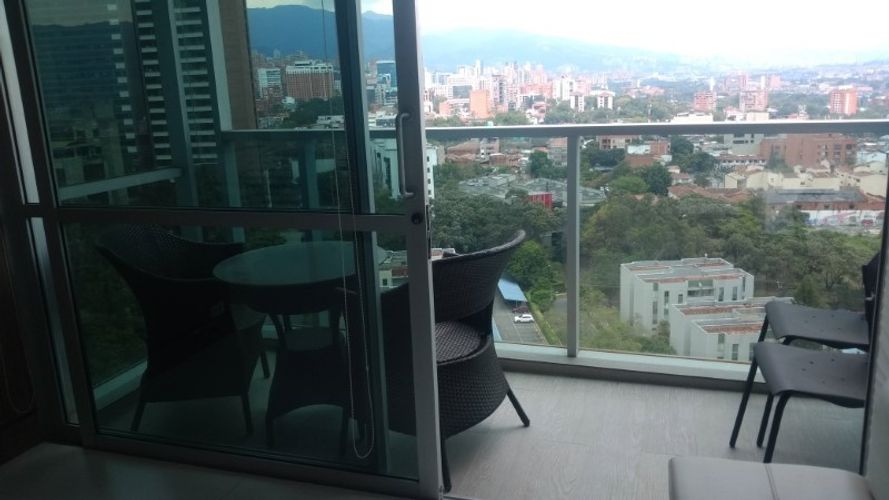 Oficina en arriendo en Villa Carlota, Medellín, 83 m² · foto 13 de 17