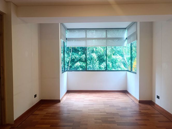 Apartamento de 3 alcobas en venta en El Poblado, Medellín, 212 m² · foto 13 de 19