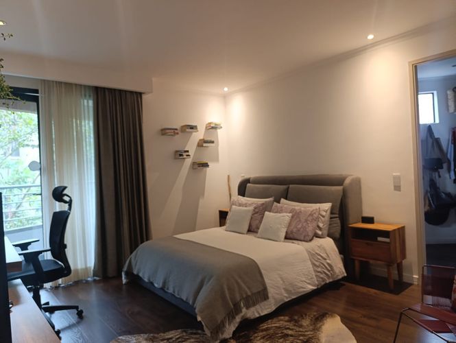 Apartamento de 2 alcobas en venta en El Poblado, Medellín, 141 m² · foto 6 de 20