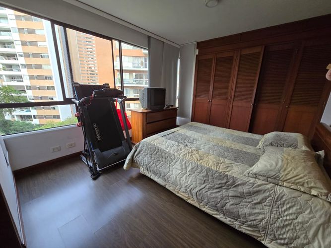 Apartamento de 3 alcobas en venta en Los Balsos, Medellín, 189 m² · foto 9 de 24