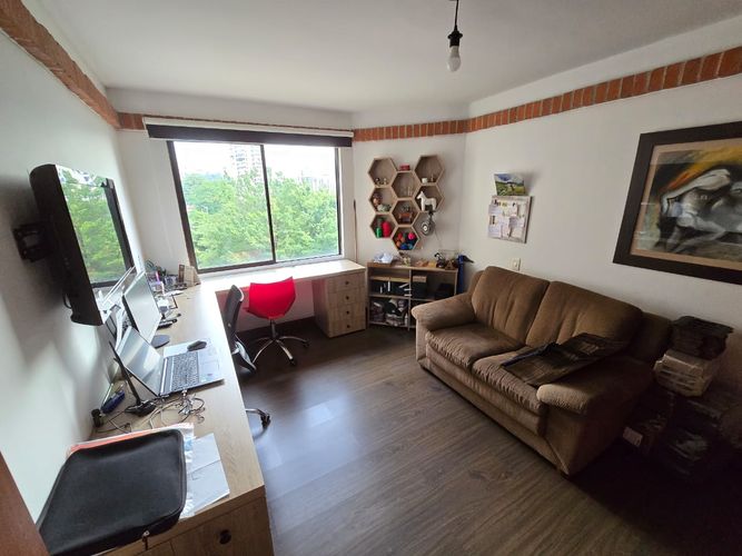Apartamento de 3 alcobas en venta en Los Balsos, Medellín, 189 m² · foto 13 de 24