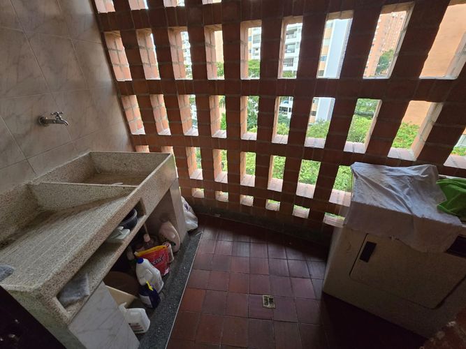 Apartamento de 3 alcobas en venta en Los Balsos, Medellín, 189 m² · foto 19 de 24