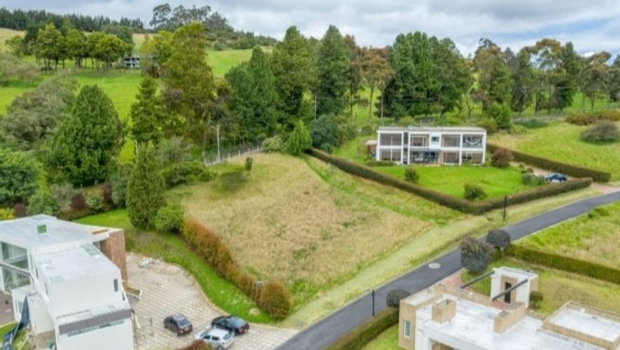Lote en venta en Yerbabuena, Chía, 1997 m² · foto 4 de 11
