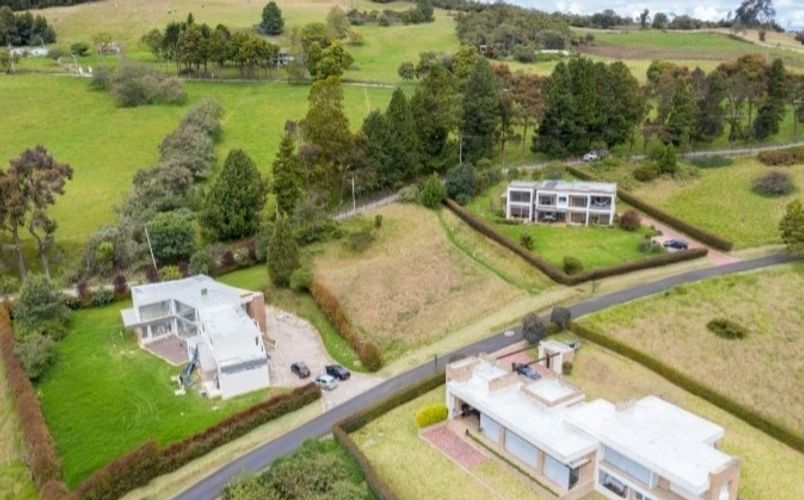 Lote en venta en Yerbabuena, Chía, 1997 m² · foto 5 de 11