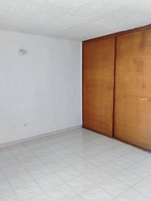 Apartamento en venta en Ciudad Los Alamos, Cali · foto 6 de 24