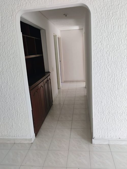Apartamento en venta en Ciudad Los Alamos, Cali · foto 14 de 24