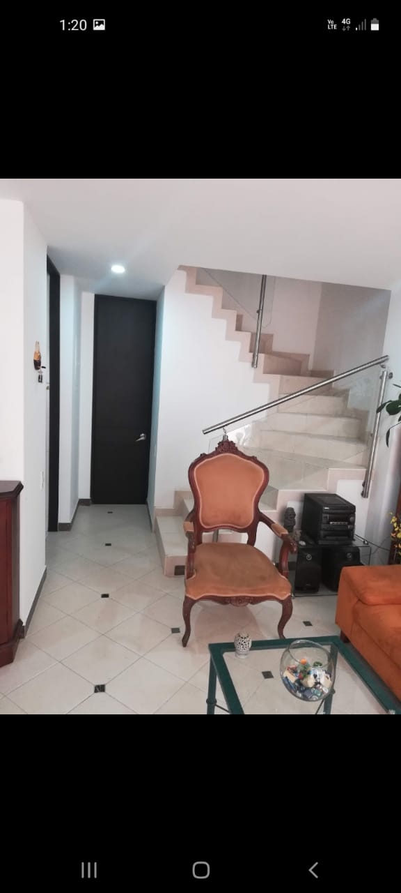 Casa en venta en Portales Del Norte, Bogotá · foto 10 de 18