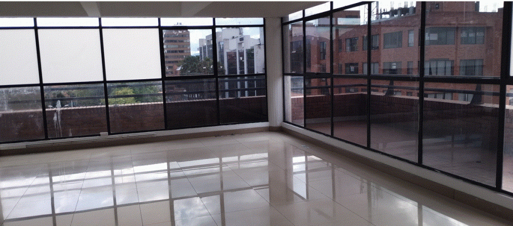 Edificio en Arriendo en Lago gaitan, Bogotá - Miniatura 3