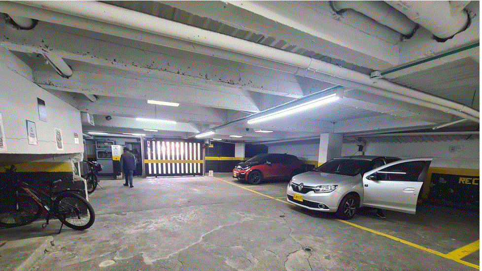 Edificio en Arriendo en Lago gaitan, Bogotá - Miniatura 6