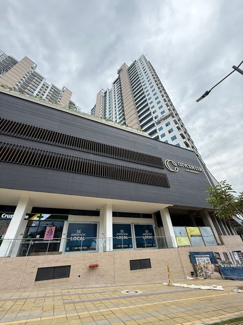 Apartaestudio en venta en Conjunto La Victoria, Bucaramanga, 44 m² · foto 2 de 13