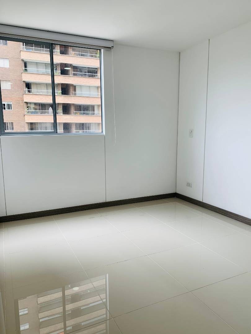 Apartamento en arriendo en Ciudad Del Río, Medellín · foto 9 de 20