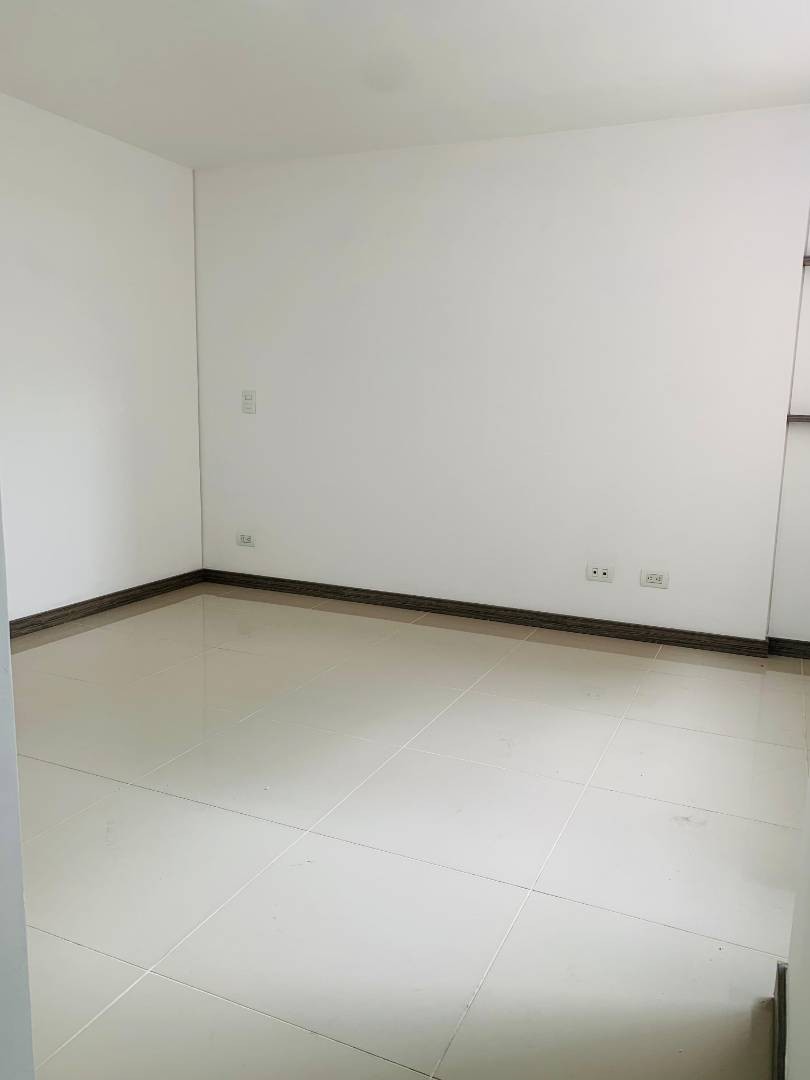 Apartamento en arriendo en Ciudad Del Río, Medellín · foto 11 de 20
