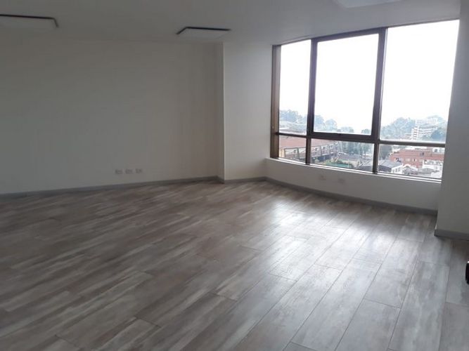 Oficina en venta en Palogrande, Manizales, 27 m² · foto 3 de 6