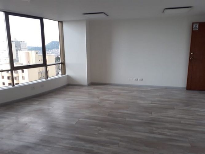 Oficina en venta en Palogrande, Manizales, 27 m² · foto 4 de 6