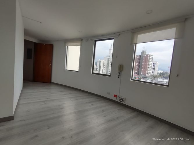 Oficina en venta en Palogrande, Manizales, 60 m² · foto 13 de 15